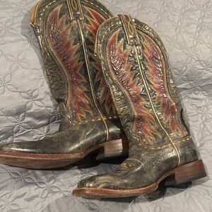 Western Cowboy Boots with Red and Black Design